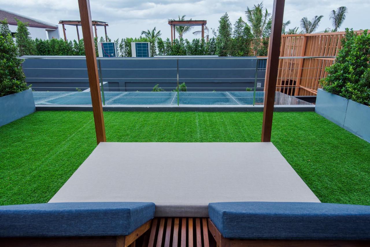 The Yana Villas Hua Hin Exterior photo Rooftop garden